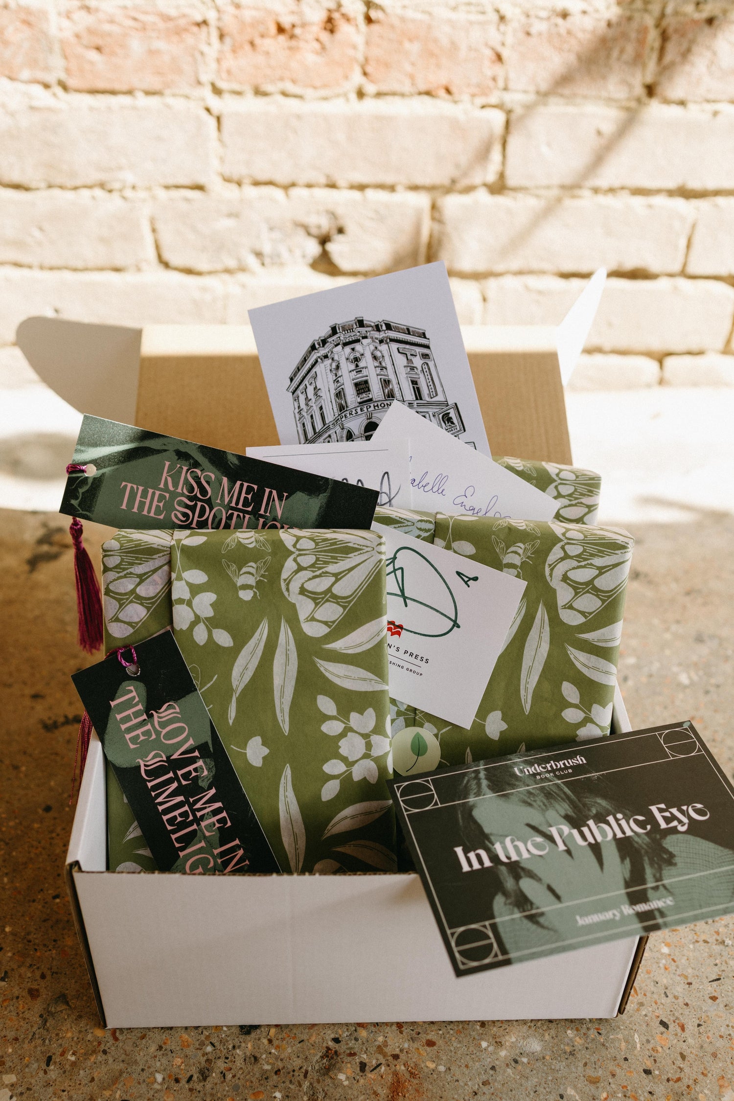 January Romance Box (One-Time Purchase)